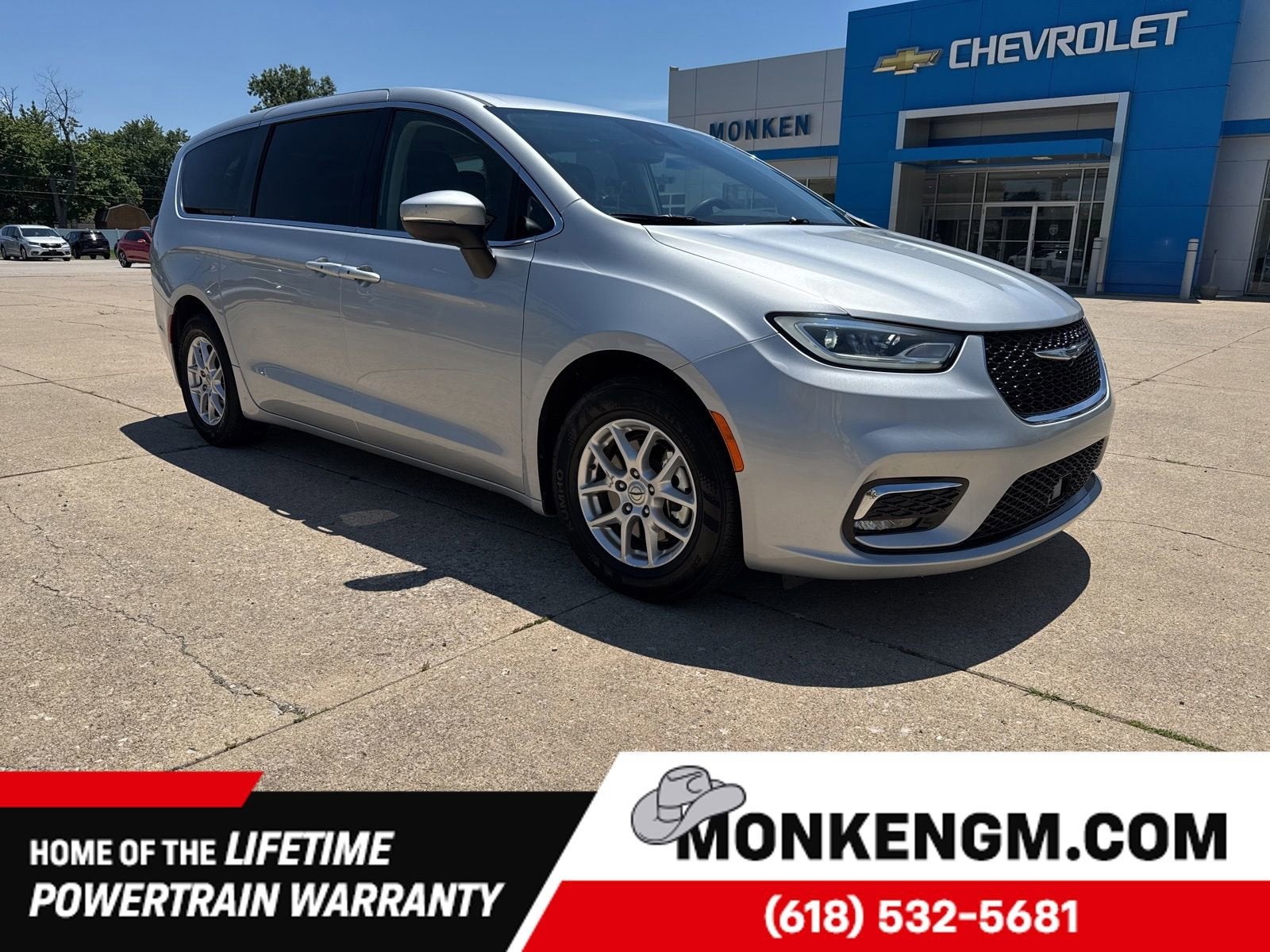 2023 Chrysler Pacifica Touring L in Other — front three-quarter view